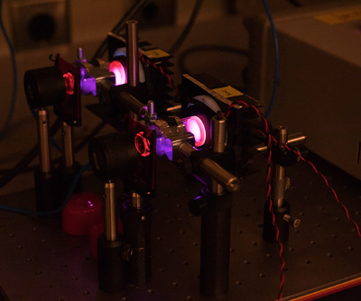 This device tests the quality and reliability of the silicon nanoparticle phosphors that LumiSands created to use in LED lighting.